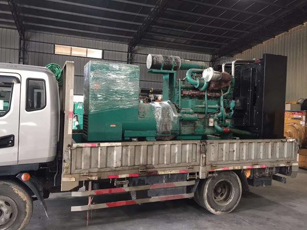 450kw進(jìn)口康明斯發(fā)電機(jī)