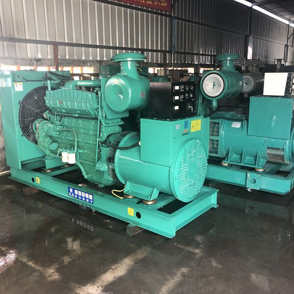 250千瓦康明斯二手發(fā)電機(jī)組